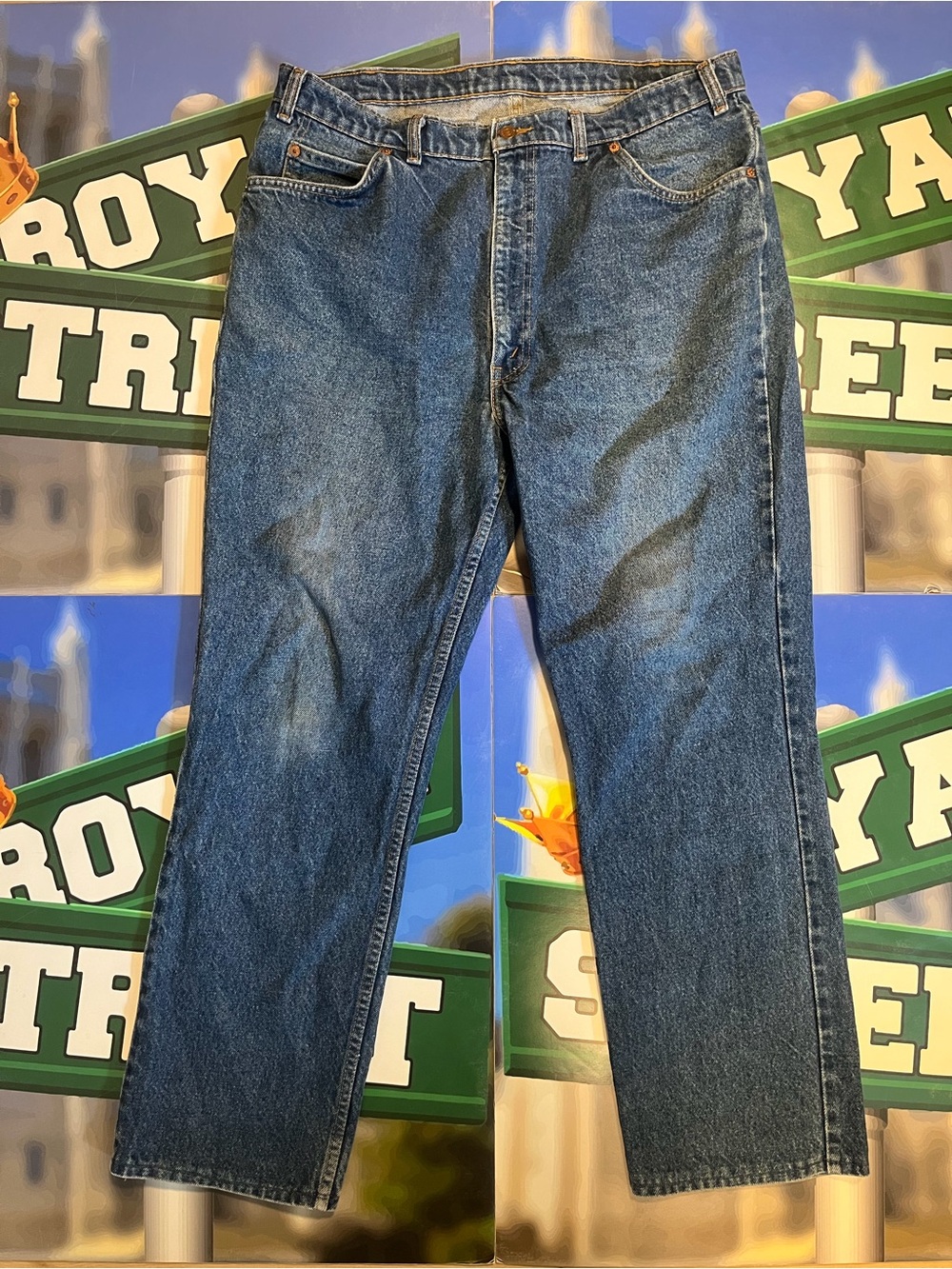 Vintage Levi’s 619 denim jeans